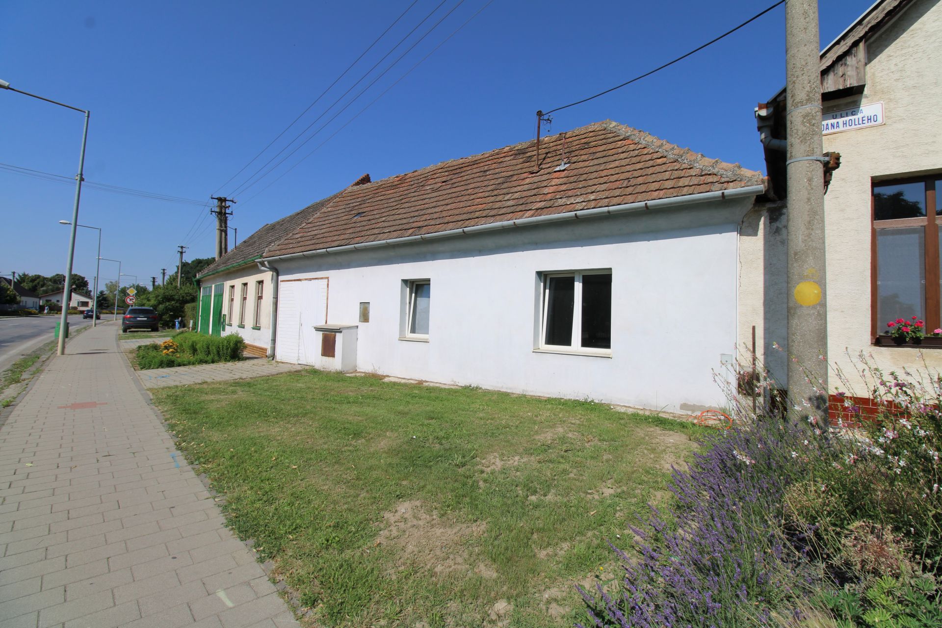 PREDANÉ - Rodinný dom v Maduniciach