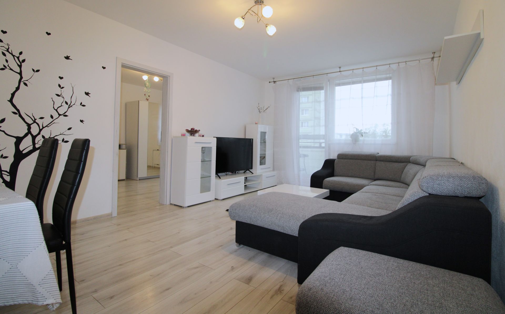 PREDANÉ - Moderný 3 -izbový byt v Nitre