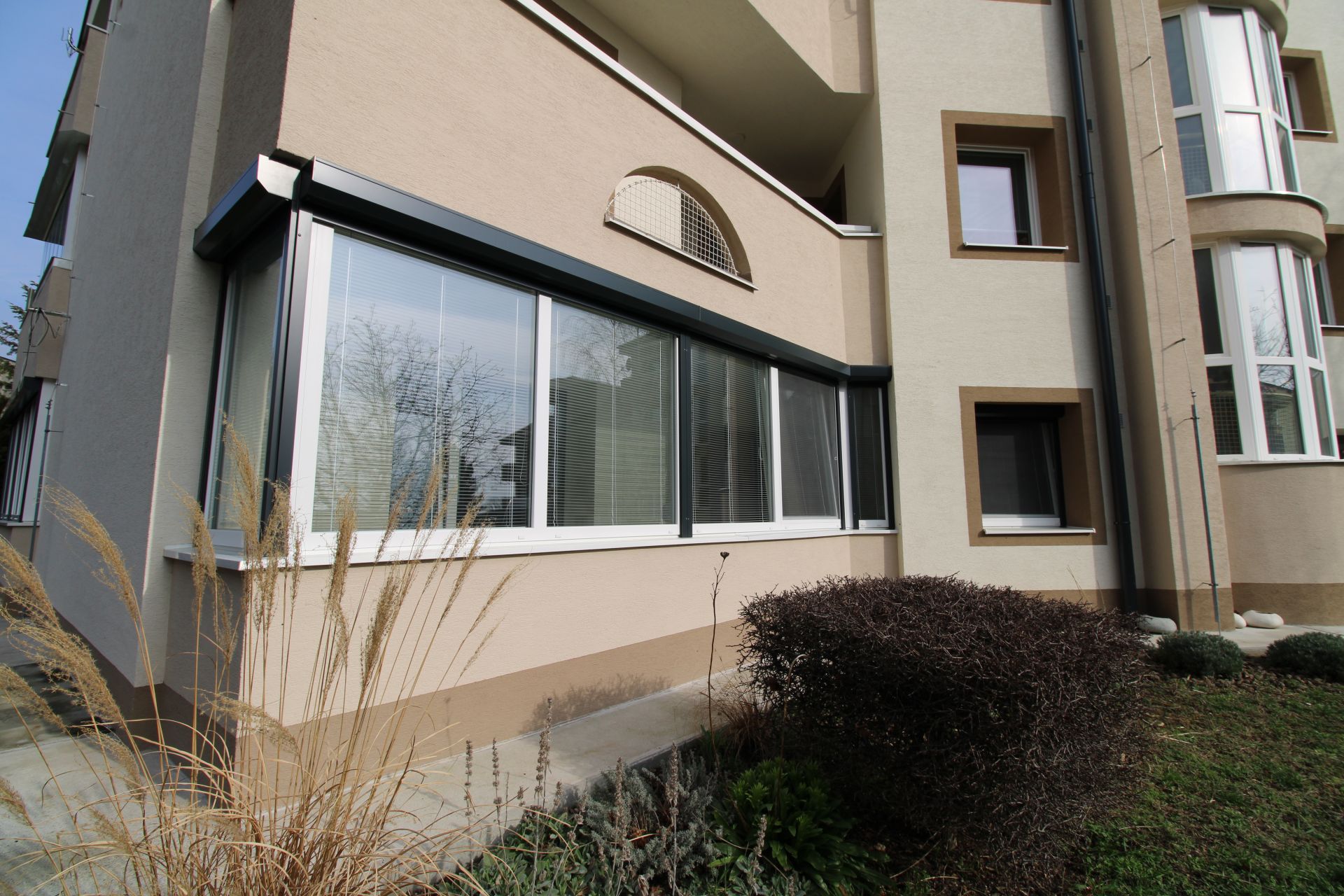 PREDANÉ - Priestranný, bezbariérový 4-izbový byt v Nitre