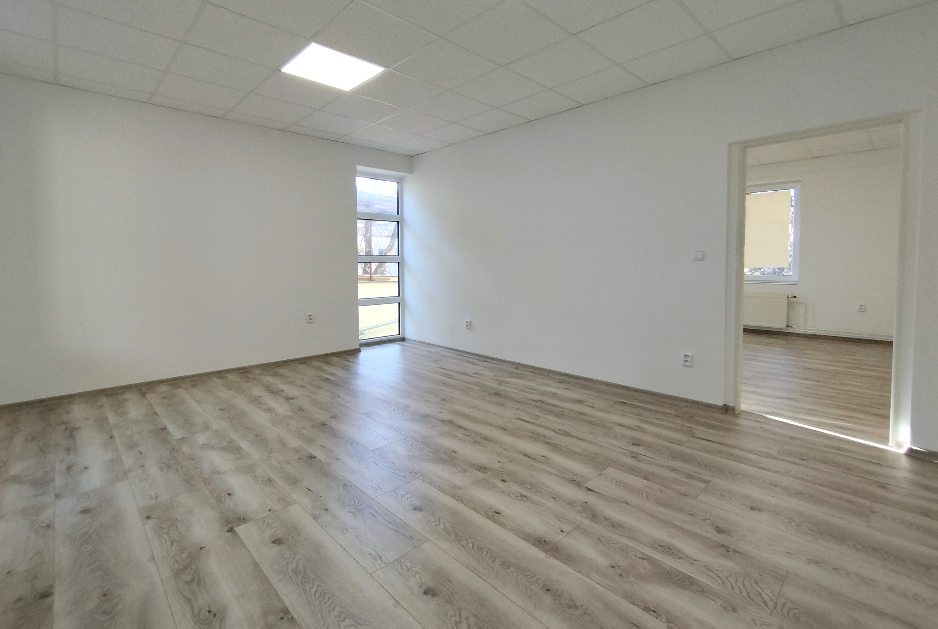 PRENAJATÉ - Kancelárske priestory v centre Piešťan