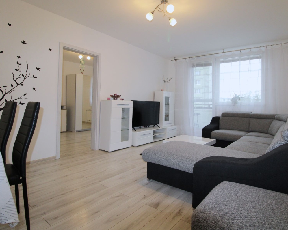 PREDANÉ - Moderný 3 -izbový byt v Nitre